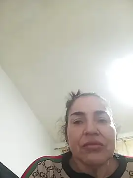 MaryRoze  online show from April 15, 2026, 1:34 am