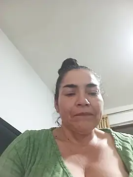 MaryRoze  online show from May 10, 2026, 4:12 pm