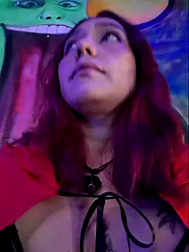 Snapshot of Eveelyn25x chatting on November 1, 2025, 3:30 am Eveelyn25x online show from November 1, 2025, 3:30 am