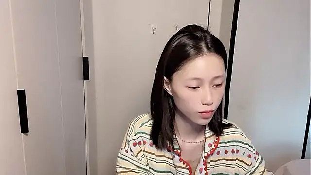 yuyu-33 online show from January 18, 2026, 12:25 am