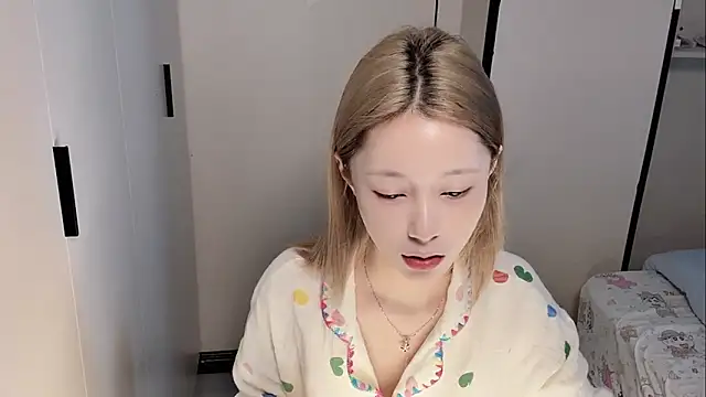 yuyu-33 online show from March 6, 2026, 12:18 am