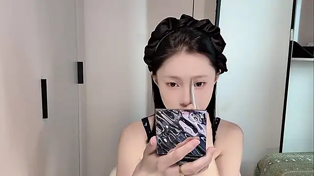 yuyu-33 online show from July 24, 2026, 3:37 am