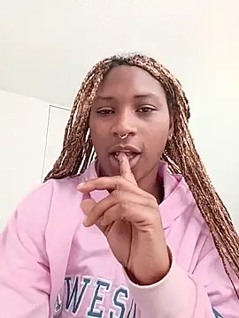 EvonyFoxxx online show from February 12, 2026, 7:09 pm