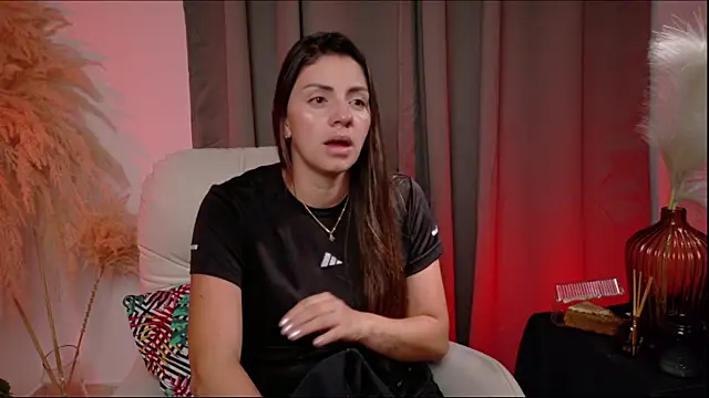 SeleneNova online show from July 14, 2026, 5:29 pm