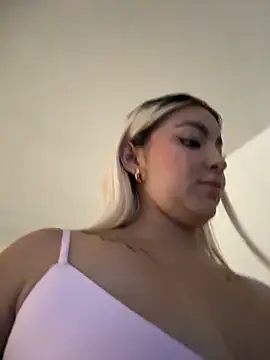 Snapshot of Elina_Hills chatting on February 12, 2026, 3:07 pm Elina Hills online show from February 12, 2026, 3:07 pm