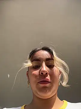 Snapshot of Elina_Hills chatting on February 26, 2026, 2:05 pm Elina Hills online show from February 26, 2026, 2:05 pm