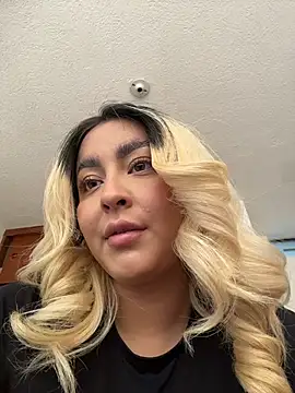 Elina Hills online show from March 20, 2026, 7:08 pm