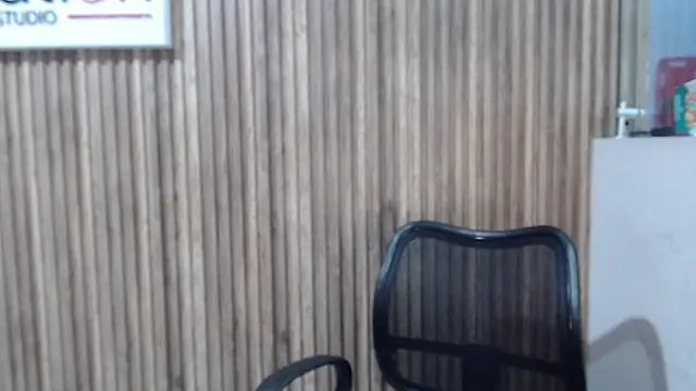 Snapshot of Valk_submissive chatting on May 30, 2026, 10:07 pm Valk submissive online show from May 30, 2026, 10:07 pm