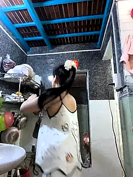 Snapshot of Okleotina9 chatting on March 13, 2026, 4:52 am Okleotina9 online show from March 13, 2026, 4:52 am