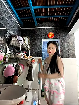 Snapshot of Okleotina9 chatting on March 17, 2026, 2:53 pm Okleotina9 online show from March 17, 2026, 2:53 pm