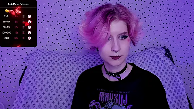 Angel Julles online show from July 11, 2026, 10:22 pm