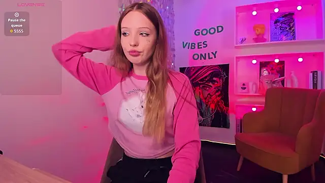 Iris Fresh online show from March 1, 2026, 8:44 pm