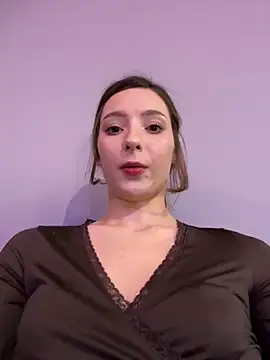 Snapshot of LilluKatten chatting on February 11, 2026, 11:37 am LilluKatten online show from February 11, 2026, 11:37 am