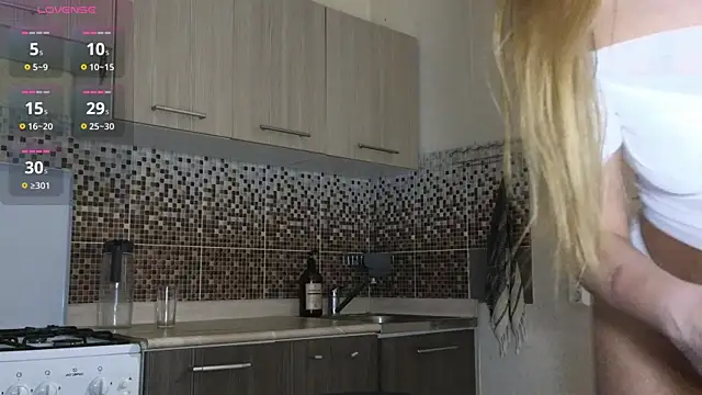 Gentle Sasha online show from November 15, 2025, 9:11 pm