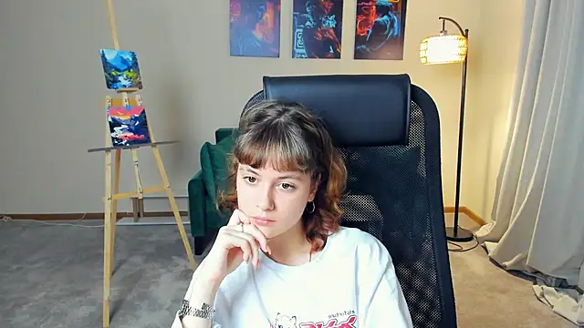 Snapshot of SharynMannes chatting on October 31, 2025, 1:56 pm SharynMannes online show from October 31, 2025, 1:56 pm