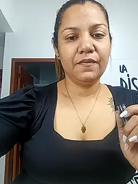 Samaraa Lee online show from December 1, 2025, 11:37 am