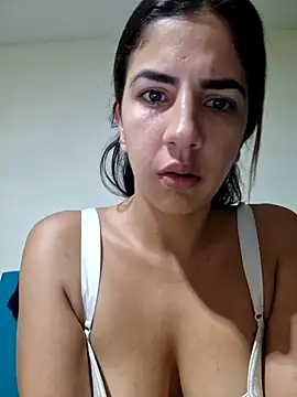 Monitaxlove online show from November 20, 2025, 8:41 pm