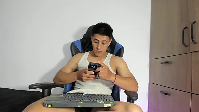 dorman boy online show from February 26, 2026, 2:54 am