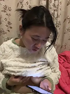 Snapshot of daaqnn chatting on November 12, 2025, 2:06 pm daaqnn online show from November 12, 2025, 2:06 pm