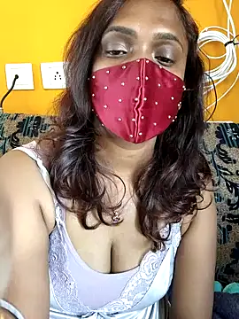 Queen-dhivya online show from April 2, 2026, 3:04 am