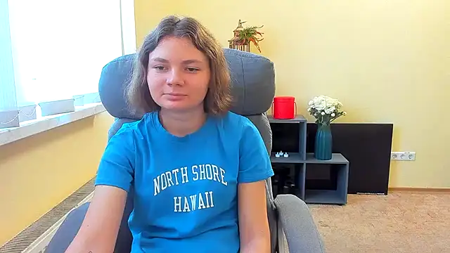 Snapshot of Stella-Maers chatting on November 4, 2025, 9:19 am Stella-Maers online show from November 4, 2025, 9:19 am