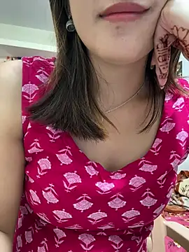Snapshot of maira_33 chatting on July 22, 2026, 7:33 am maira 33 online show from July 22, 2026, 7:33 am