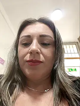 Snapshot of cataleyamyst chatting on April 10, 2026, 4:33 pm cataleyamyst online show from April 10, 2026, 4:33 pm