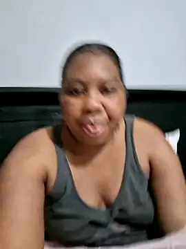 Bigpussyjuicylips online show from July 21, 2026, 5:26 pm