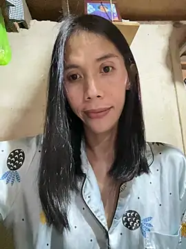 bellaUtops online show from February 22, 2026, 1:31 pm