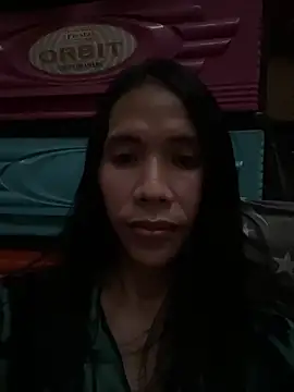 bellaUtops online show from April 15, 2026, 3:02 am