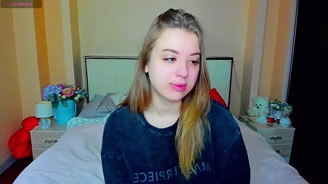 Snapshot of AlexissMmm chatting on November 9, 2025, 5:17 am AlexissMmm online show from November 9, 2025, 5:17 am