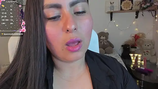 Valery stuart online show from March 5, 2026, 3:35 am