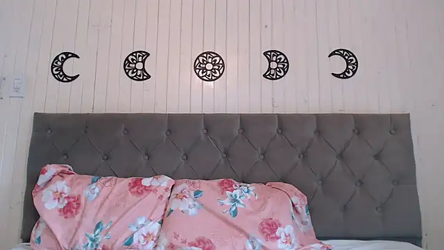 mickystrumia23 online show from March 17, 2026, 6:44 pm