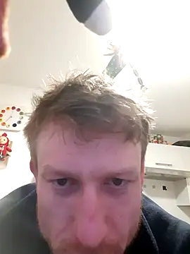 jigglethaypussi online show from February 27, 2026, 6:08 pm