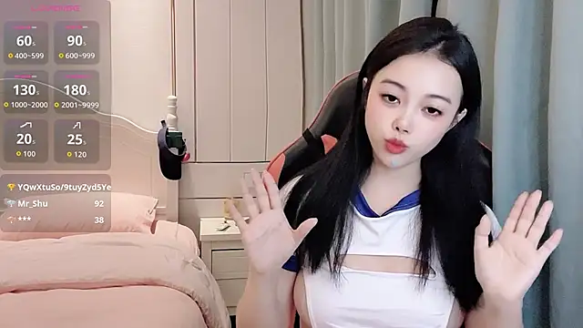 Snapshot of BvBver chatting on November 7, 2025, 3:12 pm BvBver online show from November 7, 2025, 3:12 pm