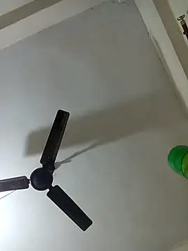 Snapshot of Hot__cute001 chatting on November 1, 2025, 5:48 pm Hot  cute001 online show from November 1, 2025, 5:48 pm