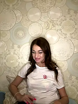 Snapshot of Sindy_Energy chatting on November 8, 2025, 1:33 pm Sindy Energy online show from November 8, 2025, 1:33 pm