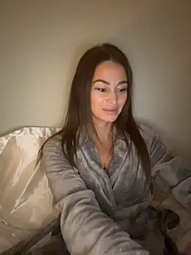 Snapshot of Sindy_Energy chatting on February 17, 2026, 5:41 pm Sindy Energy online show from February 17, 2026, 5:41 pm