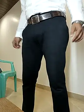 funnyboy 069 online show from November 9, 2025, 1:53 pm