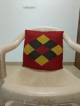 funnyboy 069 online show from April 10, 2026, 2:50 am