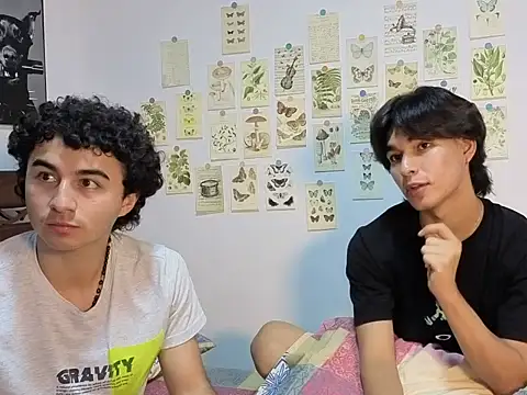 Snapshot of Raven_Eclipse chatting on April 14, 2026, 11:11 pm Raven Eclipse online show from April 14, 2026, 11:11 pm