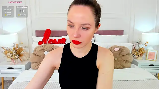 MonaRicci online show from February 20, 2026, 1:22 pm