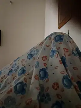 Snapshot of lucky5008 chatting on November 3, 2025, 3:19 am lucky5008 online show from November 3, 2025, 3:19 am