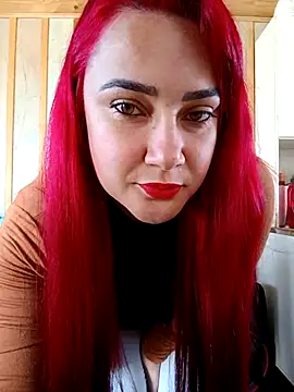 ruiviinhaah online show from May 10, 2026, 1:16 pm