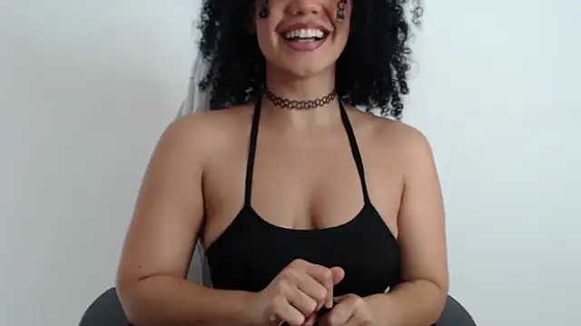 goddessvenus444 online show from May 14, 2026, 4:36 pm