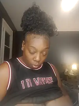 Snapshot of BiancaClarkson chatting on December 1, 2025, 7:13 am BiancaClarkson online show from December 1, 2025, 7:13 am