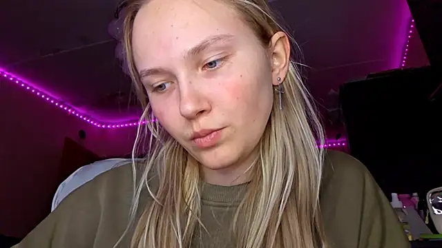 KarinRobertson online show from February 1, 2026, 5:11 pm