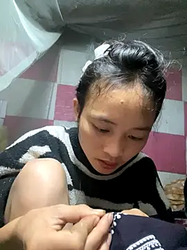 Snapshot of Li_ve chatting on November 13, 2025, 1:37 am Li ve online show from November 13, 2025, 1:37 am