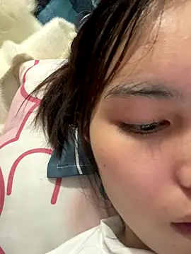 Snapshot of A_lyly chatting on November 8, 2025, 1:00 pm A lyly online show from November 8, 2025, 1:00 pm