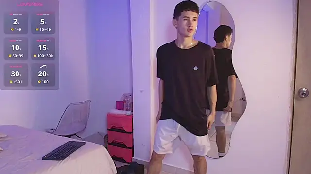 Eiden Blake online show from March 12, 2026, 1:45 am